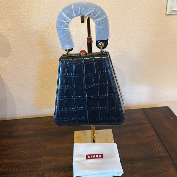 STAUD Kenny Croc Handbag - Picture 6 of 6